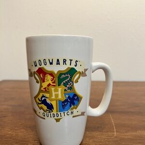 Harry Potter Hogwarts Quidditch Ceramic Travel Mug with Lid Modern Gourmet Foods